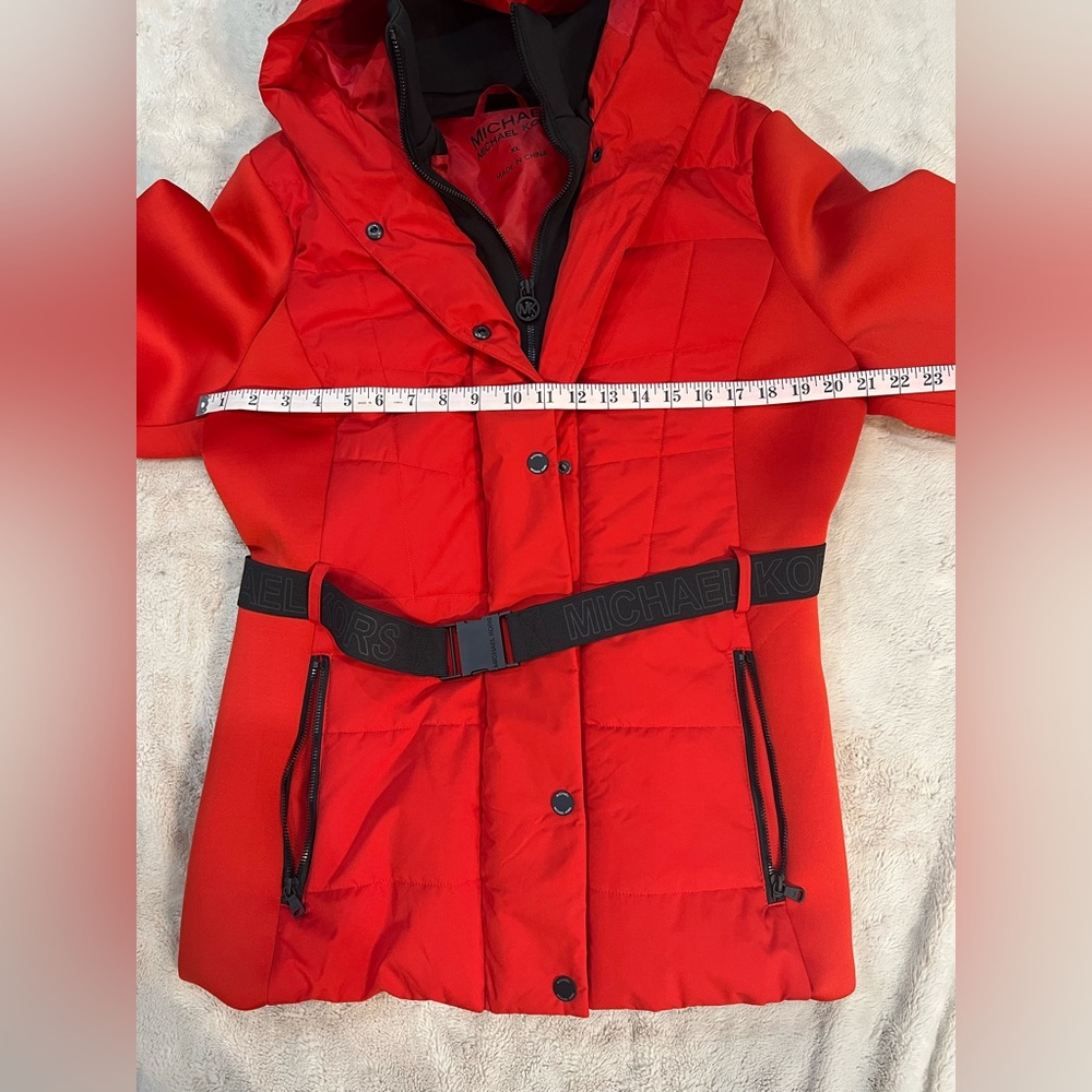 Michael Kors women’s size XL neoprene jacket. Very cute and flattering!! - Picture 5 of 8